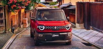 タイクツしないSUV”クロスビー”